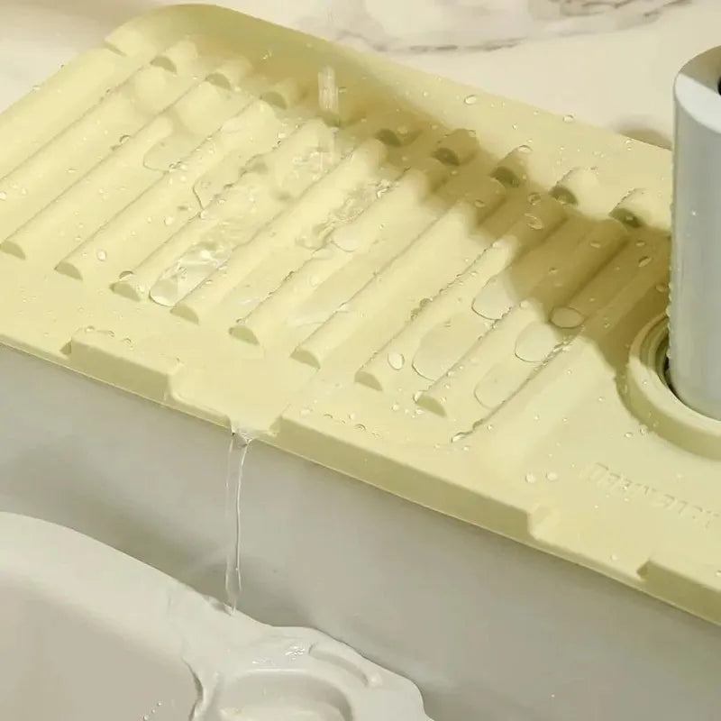 💧 Silicone Sink Faucet Draining Mat